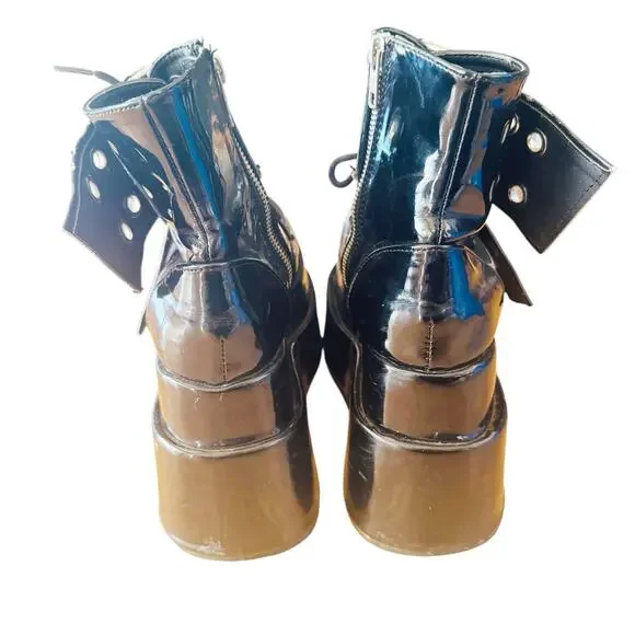 Demonia Black Platform Boots Patent Leather Buckle Women’s Size 7 US BEAR 104 - Picture 4 of 10
